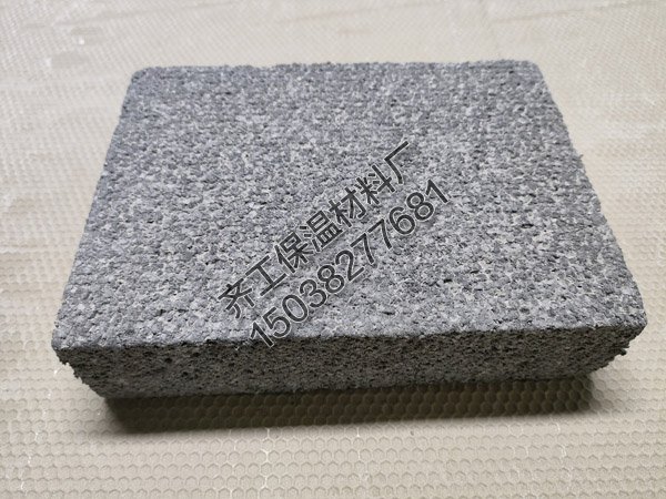 石墨無機(jī)復(fù)合聚苯板